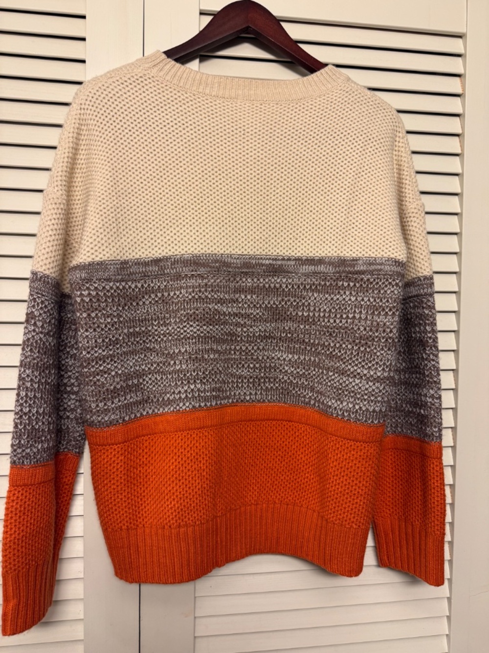 Color-block sweater - Picture 3 of 3